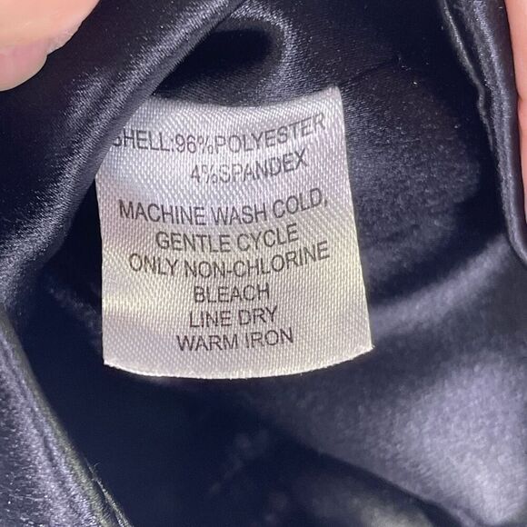 House of Harlow Black Smocked Back Bustier Corset Style Satin Crop Tank Medium - Picture 6 of 7